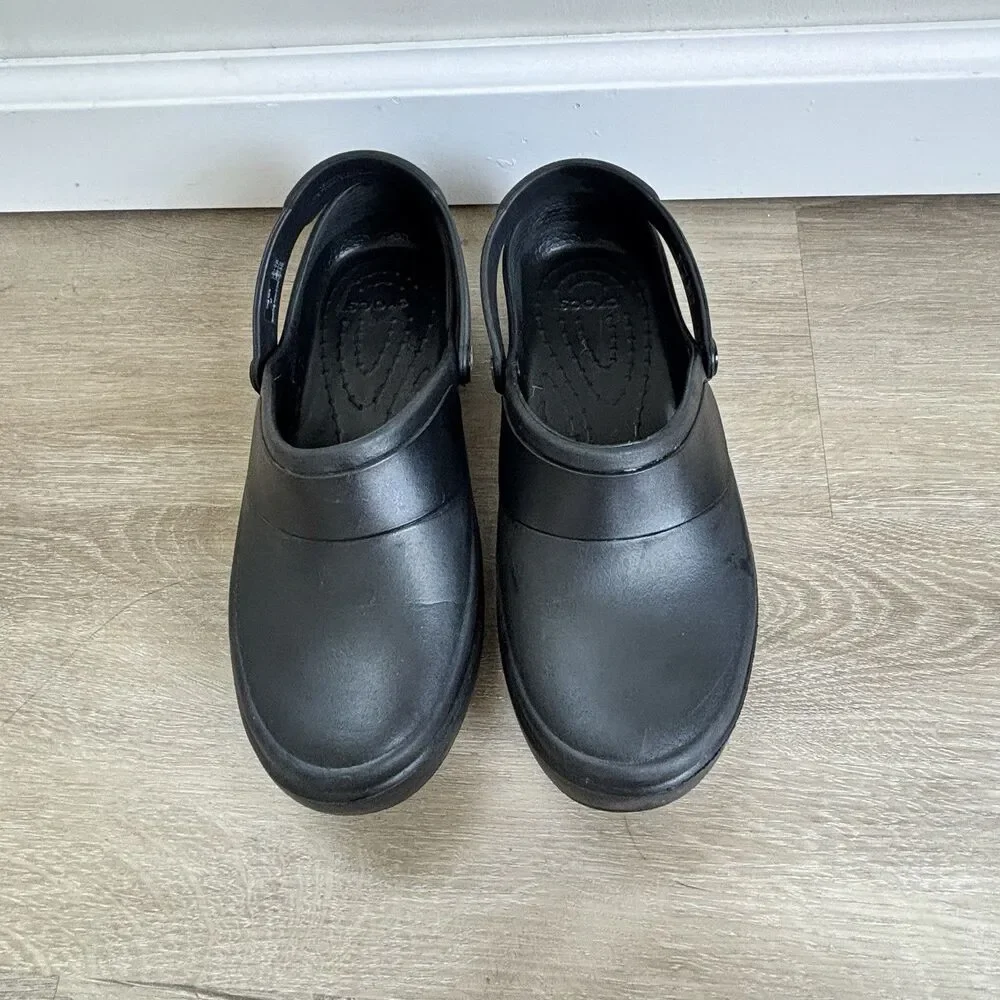 Crocs 10876 Mercy Work Clogs Women Size 7 Black Slip Resistant Nursing Chef Shoe